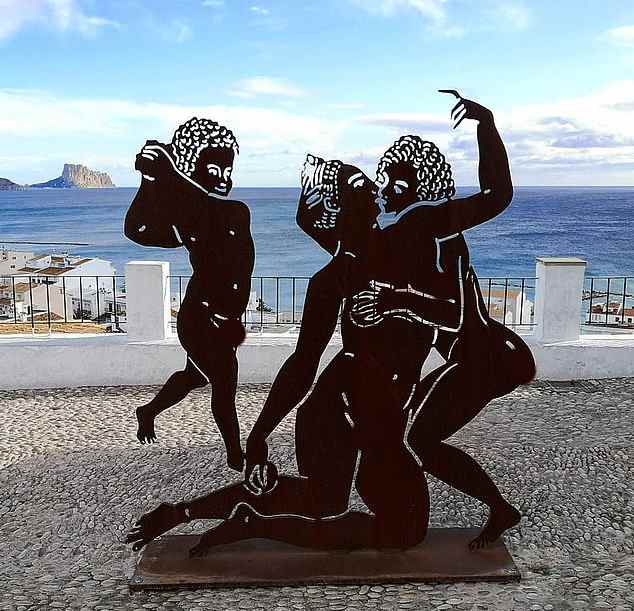 Инсталяция в Испании