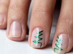 Новогодний дизайн ногтей. Фото: Instagram**.com/bebebe.msc