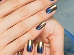 Маникюр на Новый год. Фото: Instagram**.com/nailsbysyuzanna