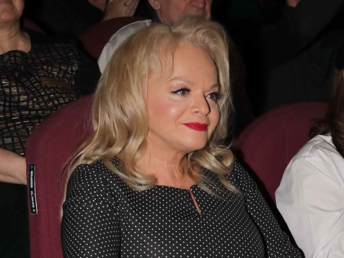 Лариса Долина