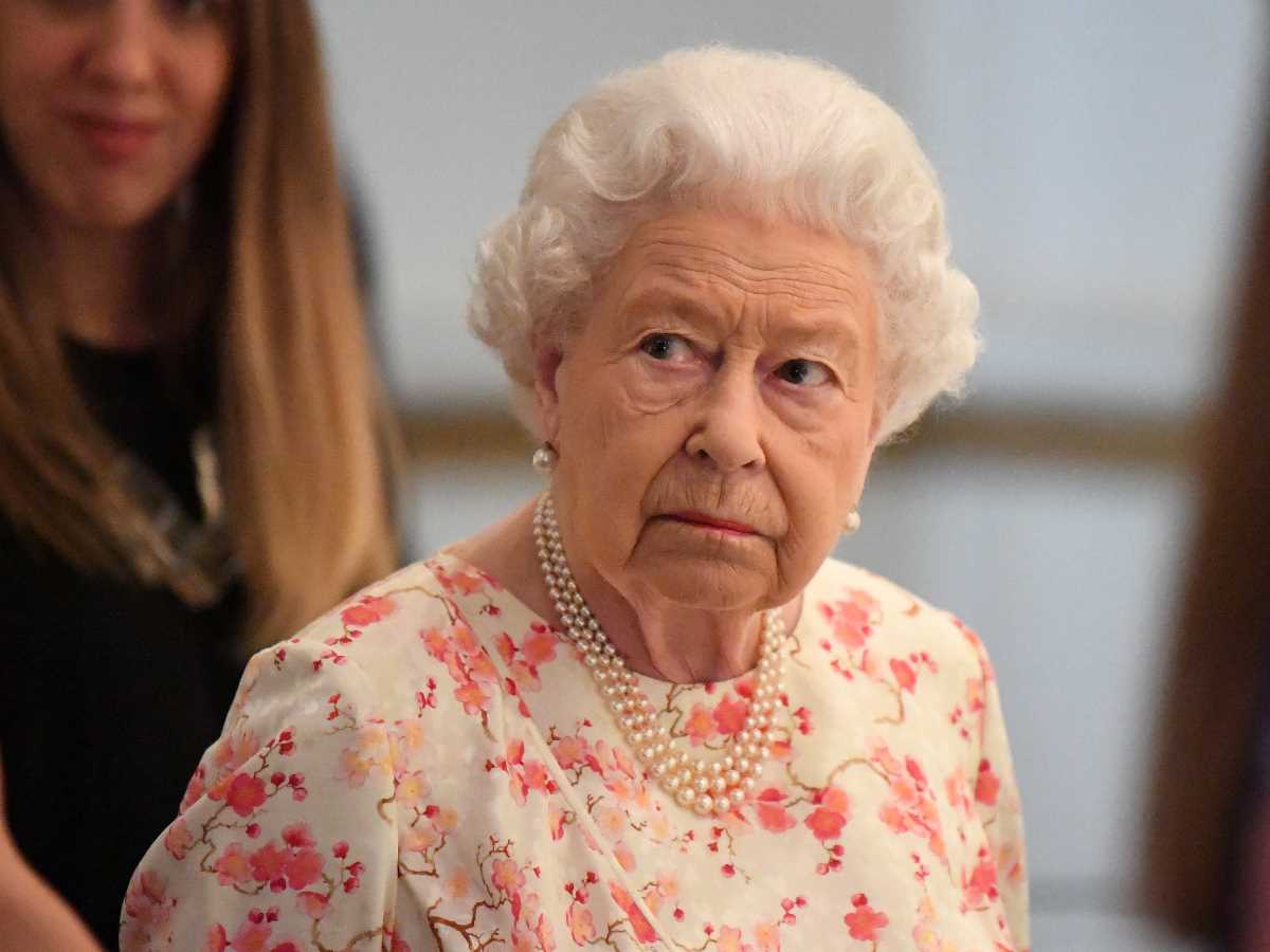 Королева Елизавета II