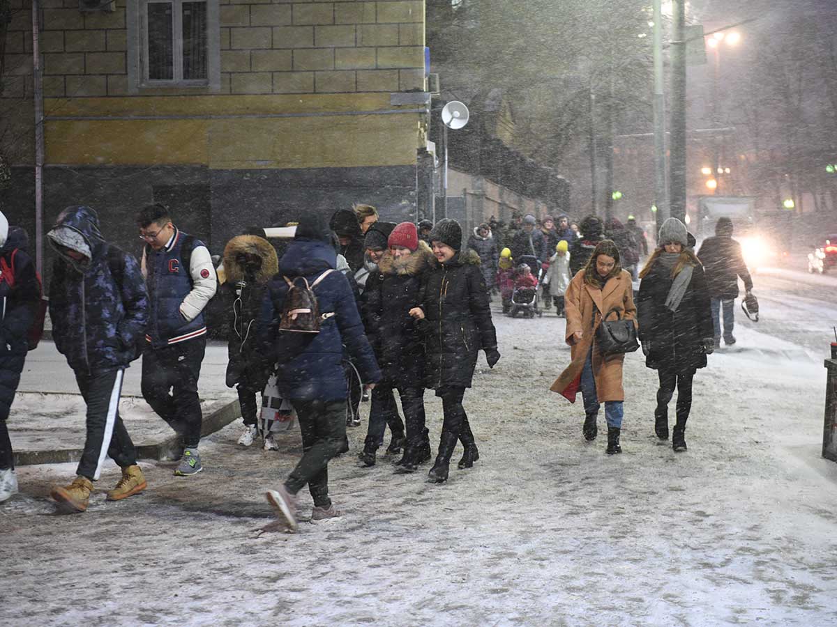 Погода в Санкт-Петербурге на 14 дней: мороз, снег, ветер - синоптики о похолодании в северной столице
