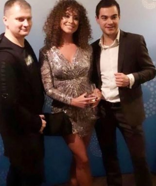 Наталья Фриске как две капли воды похожа на сестру