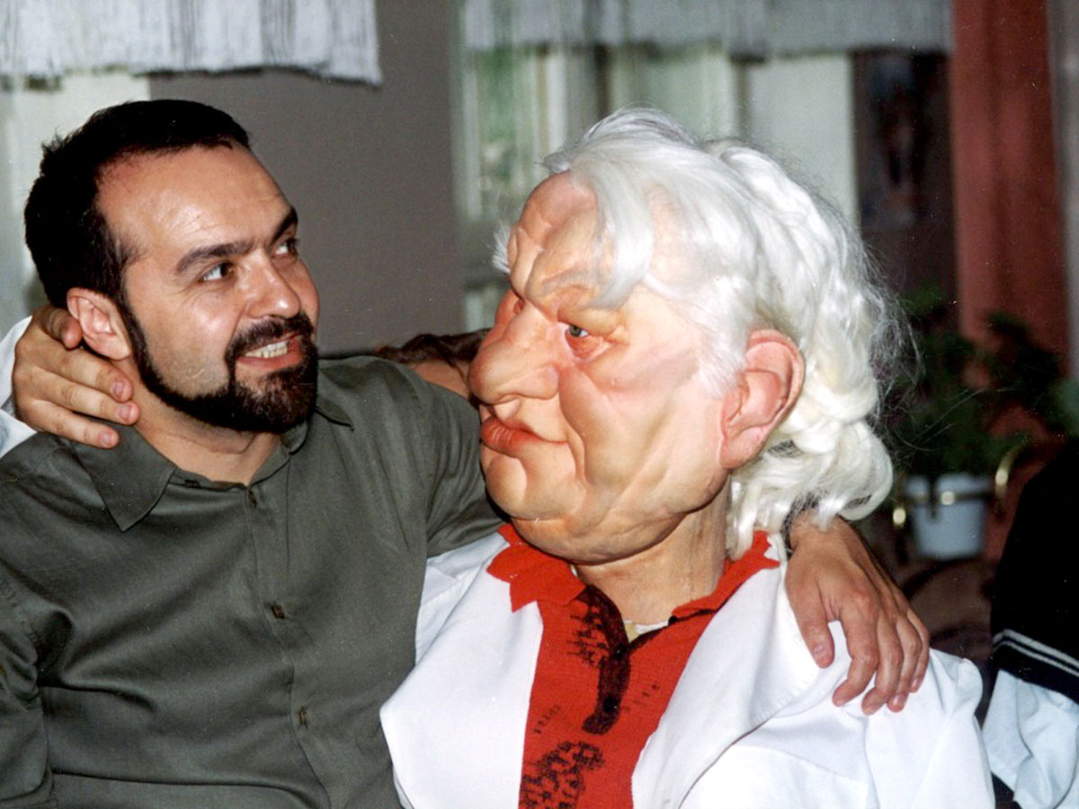Шендерович настолько любил Ельцина, что не пережил его отставки и сошел с ума
