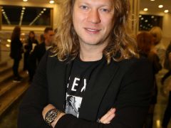 РОМАН АРХИПОВ