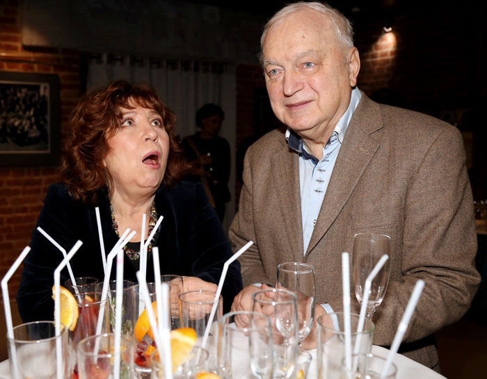 Бард Сергей Никитин весь вечер поил Елену Камбурову алкогольными коктейлями