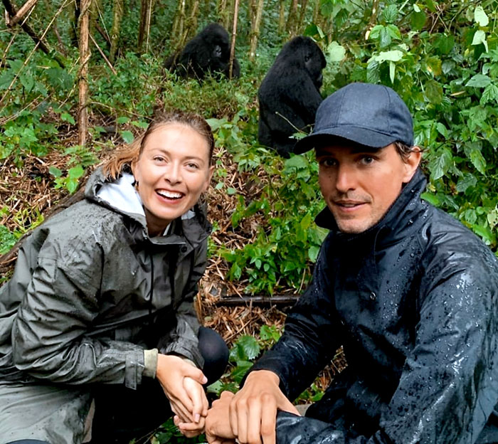 Жених-англичанин превратил Шарапову из теннисистки в путешественницу. Например, в середине ноября они посетили Вулканический национальный парк Руанды