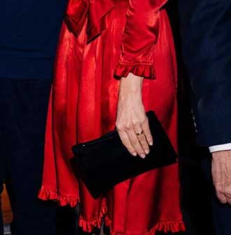 Дарья Жукова показала обручальное кольцо