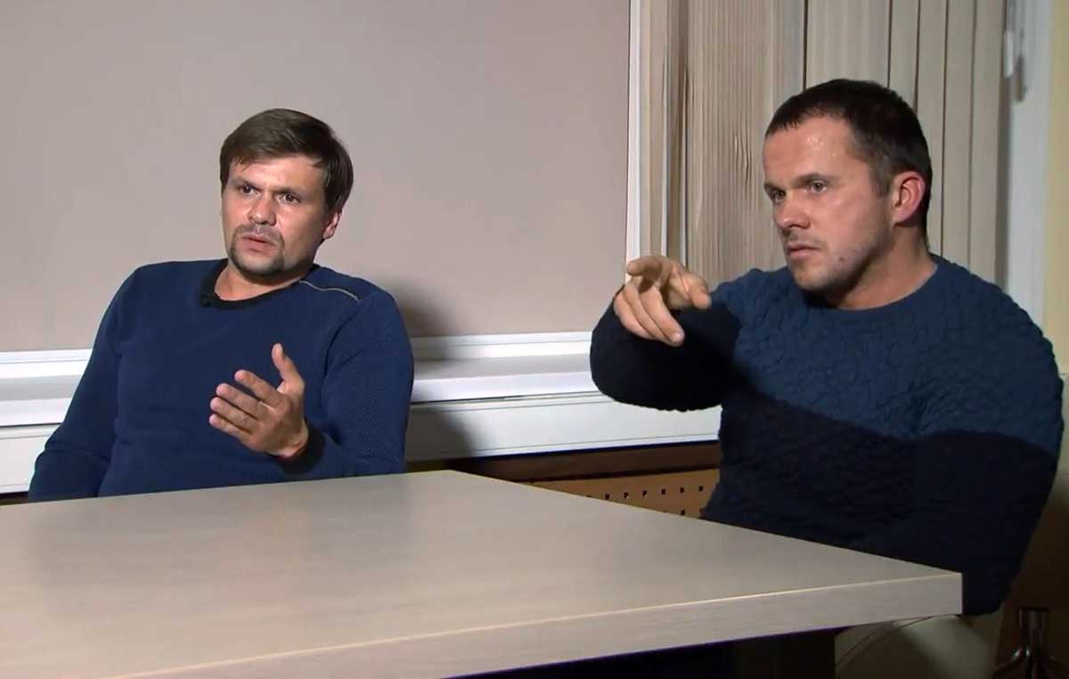 Руслан Боширов и Александр Петров (слева направо) во время интервью главному редактору телеканала RT Маргарите Симоньян