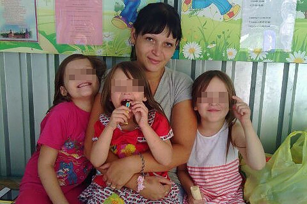 Мамины дочки: Ирина Байкова с Ксенией, Алиной и Лидой