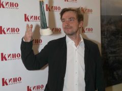 АЛЕКСАНДР ПЕТРОВ