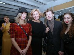 Анна Ардова с семьей