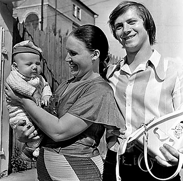 В браке с Заседателевым Бабкина родила сына