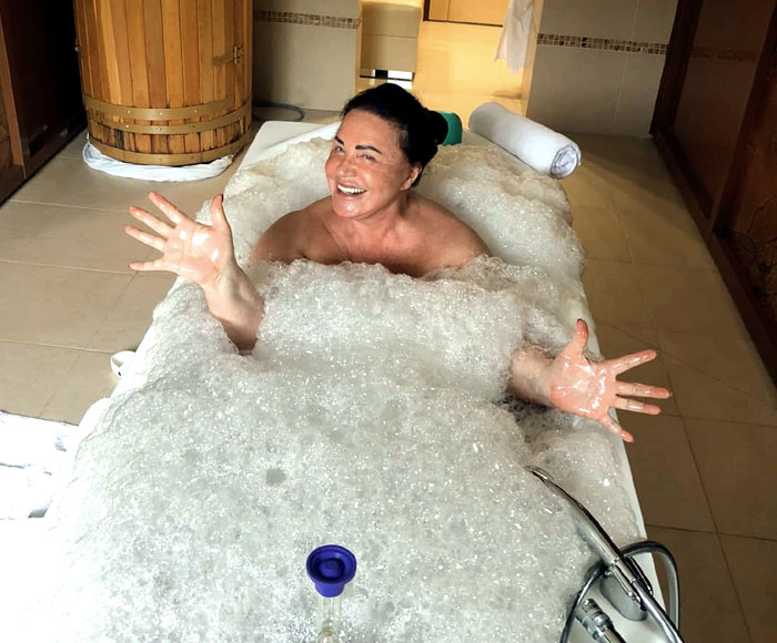 Бабкина в ванной