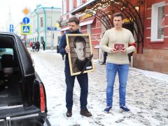 Дмитрий Белоцерковский (справа)