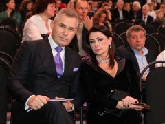 ПАВЕЛ АСТАХОВ С СУПРУГОЙ