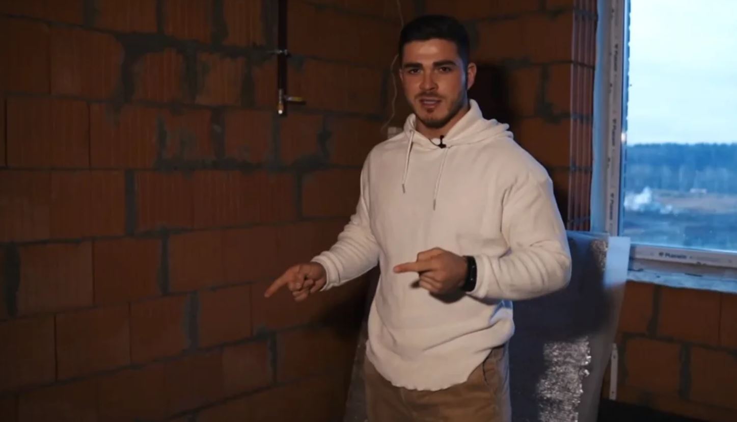 Роман Капаклы