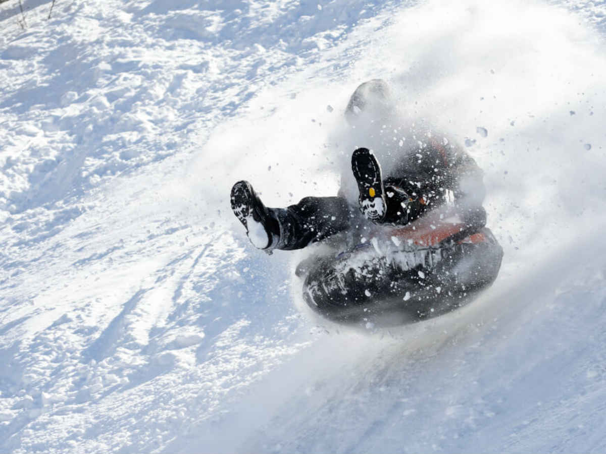 Мужчина погиб, катаясь по Мамаеву кургану на «ватрушке»