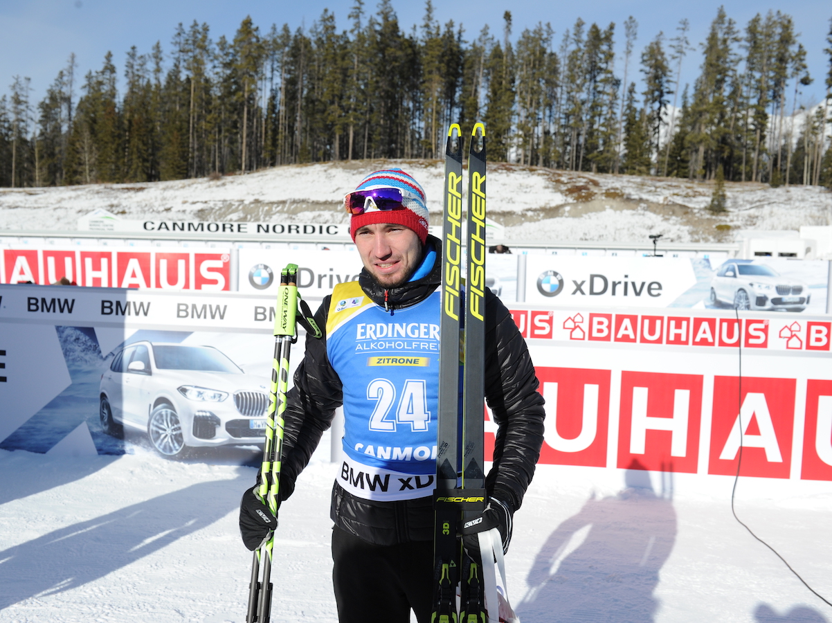 Биатлонист Логинов