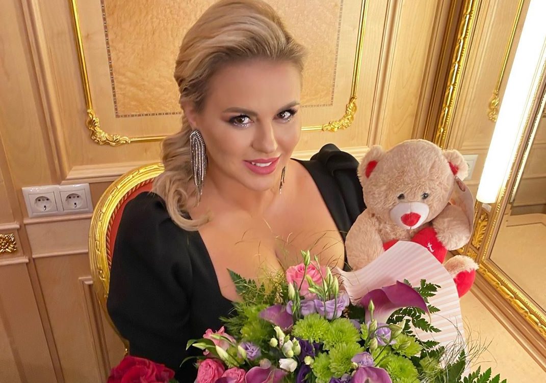 Анна Семенович