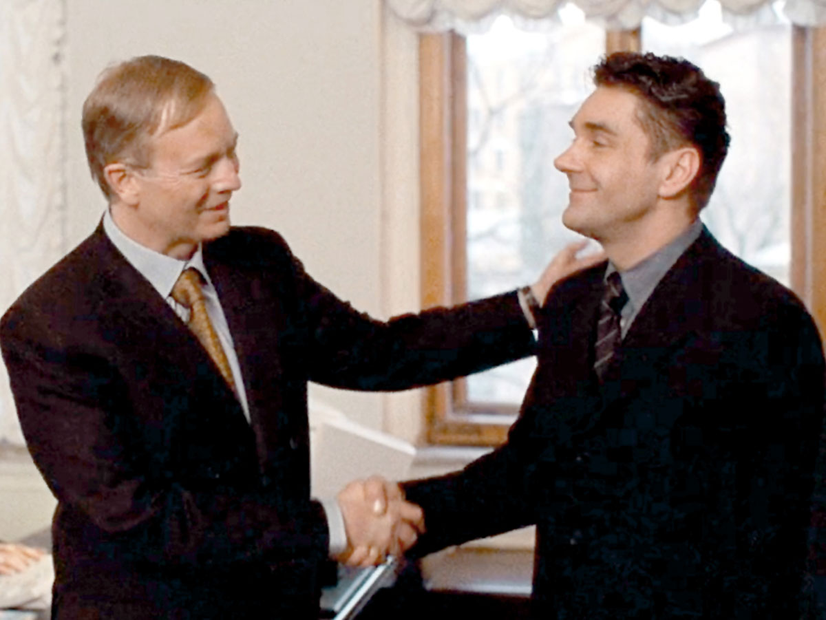 Белкин (Маковецкий) и Меннис (Хьюстон)