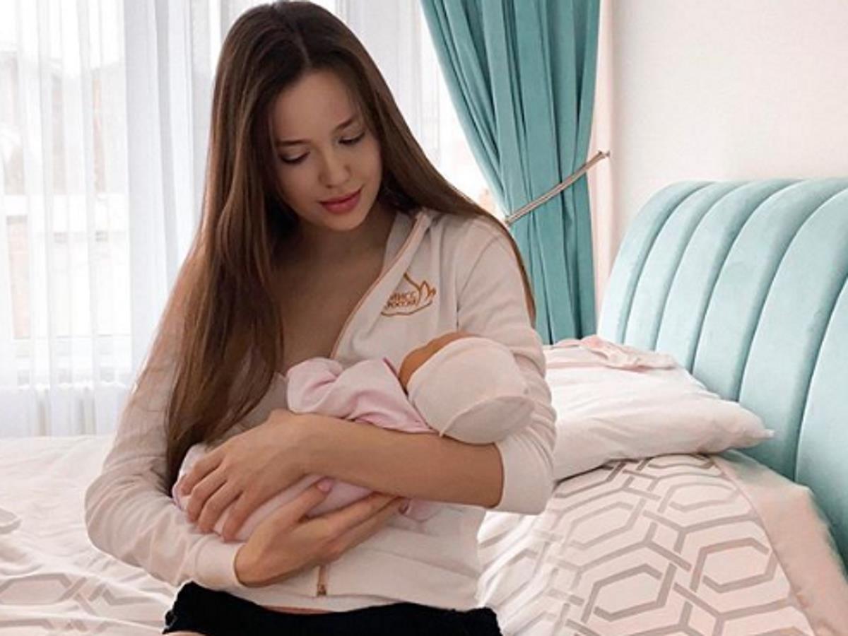 Анастасия Костенко пережила постродовую депрессию
