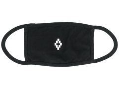 Медицинская маска Marcelo Burlon. Фото: Farfetch