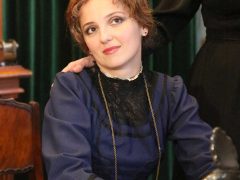 Кристина Пробст в роли Ольги