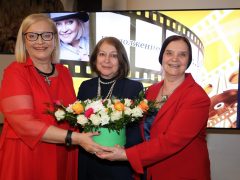 ЛАРИСА ПРЕТОРИУС С СЕСТРАМИ