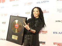 Лучшая солистка — Дария НУКИ Ставрович, группа «Слот»