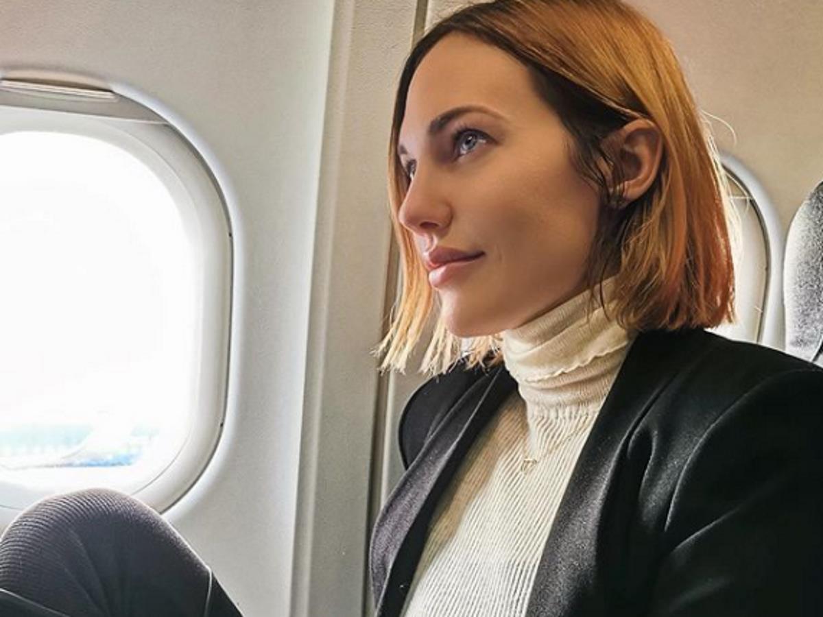 Мерьем Узерли показала новорожденную дочь