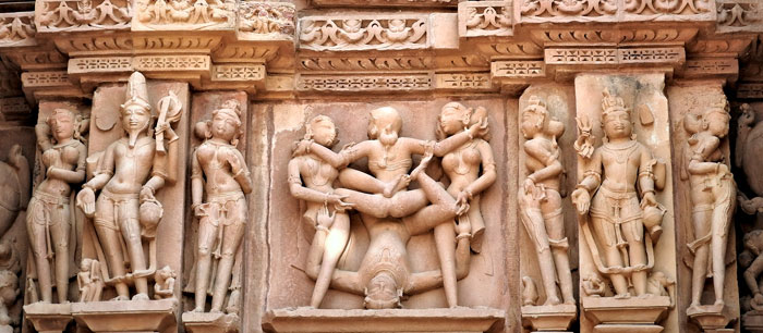 Храм Кхаджурахо в Индии прославляет сексуальные удовольствия