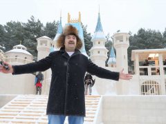 ВАЛЕРИЙ КОМИССАРОВ