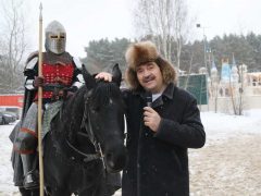 ВАЛЕРИЙ КОМИССАРОВ