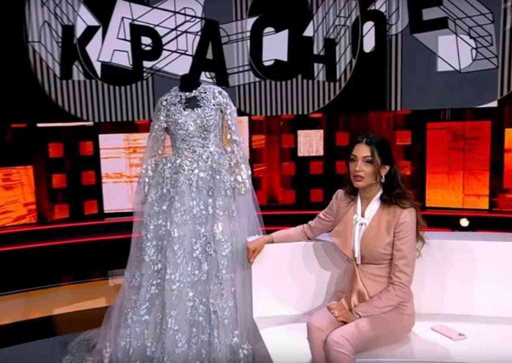 Оксана Воеводина выставила на продажу свое свадебное платье