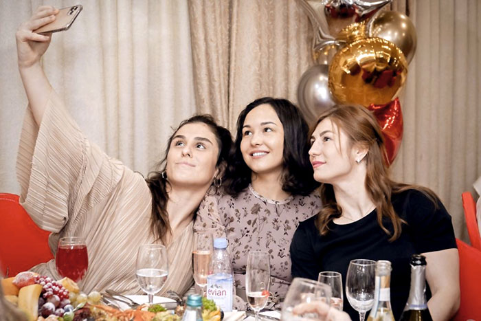 Наталья Воробьёва, Стальвира Ошуш и Любовь Овчарова отметили победу