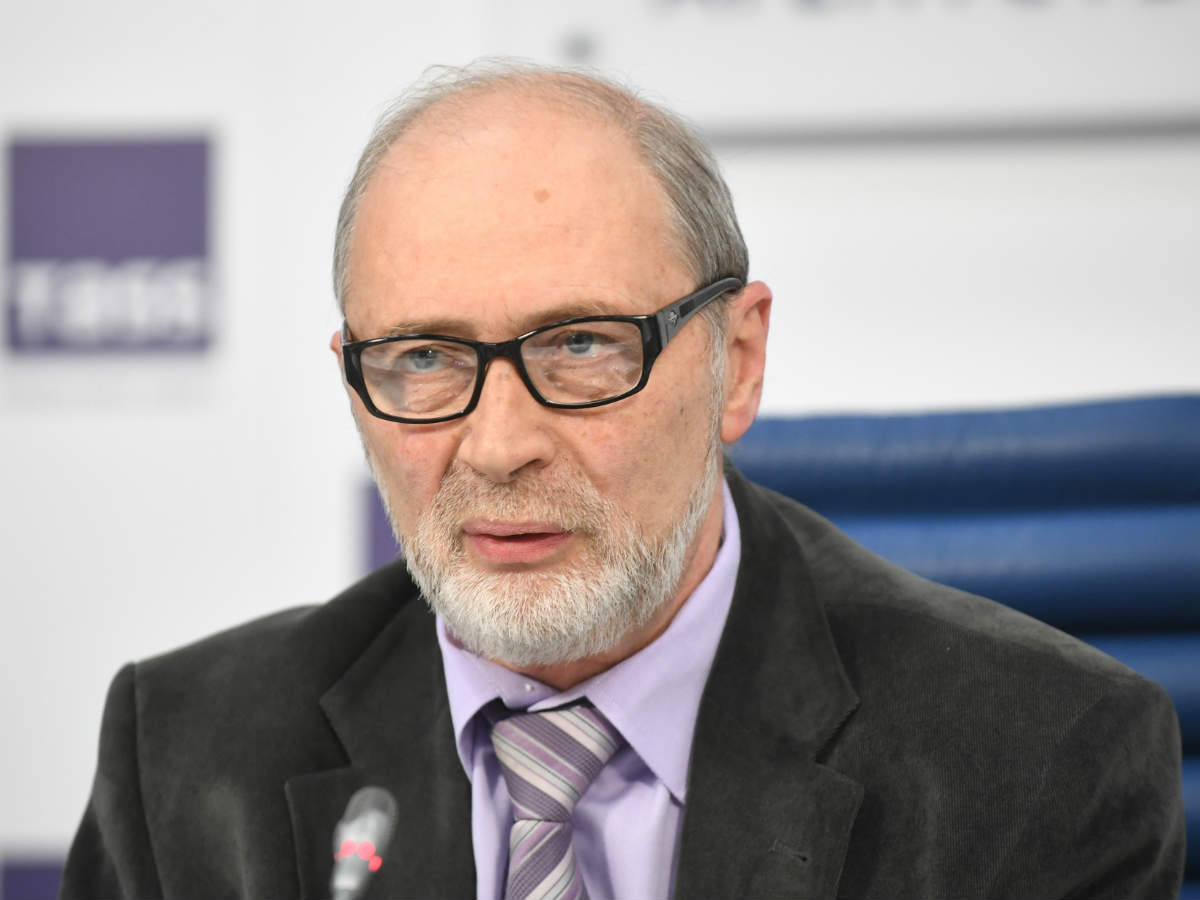 Роман Вильфанд не верит в победу климата над коронавирусом