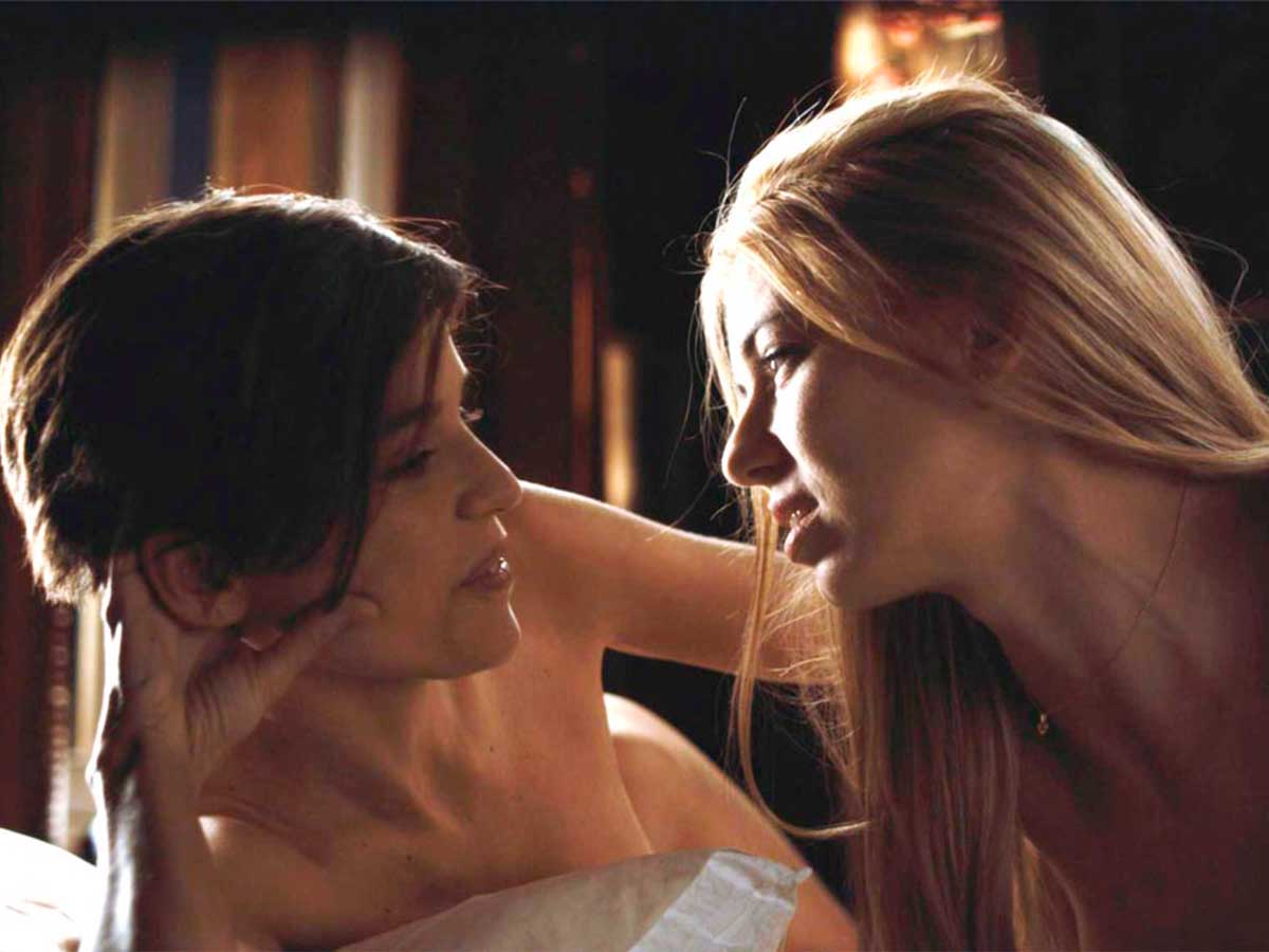 Секс по телевизору во время изоляции