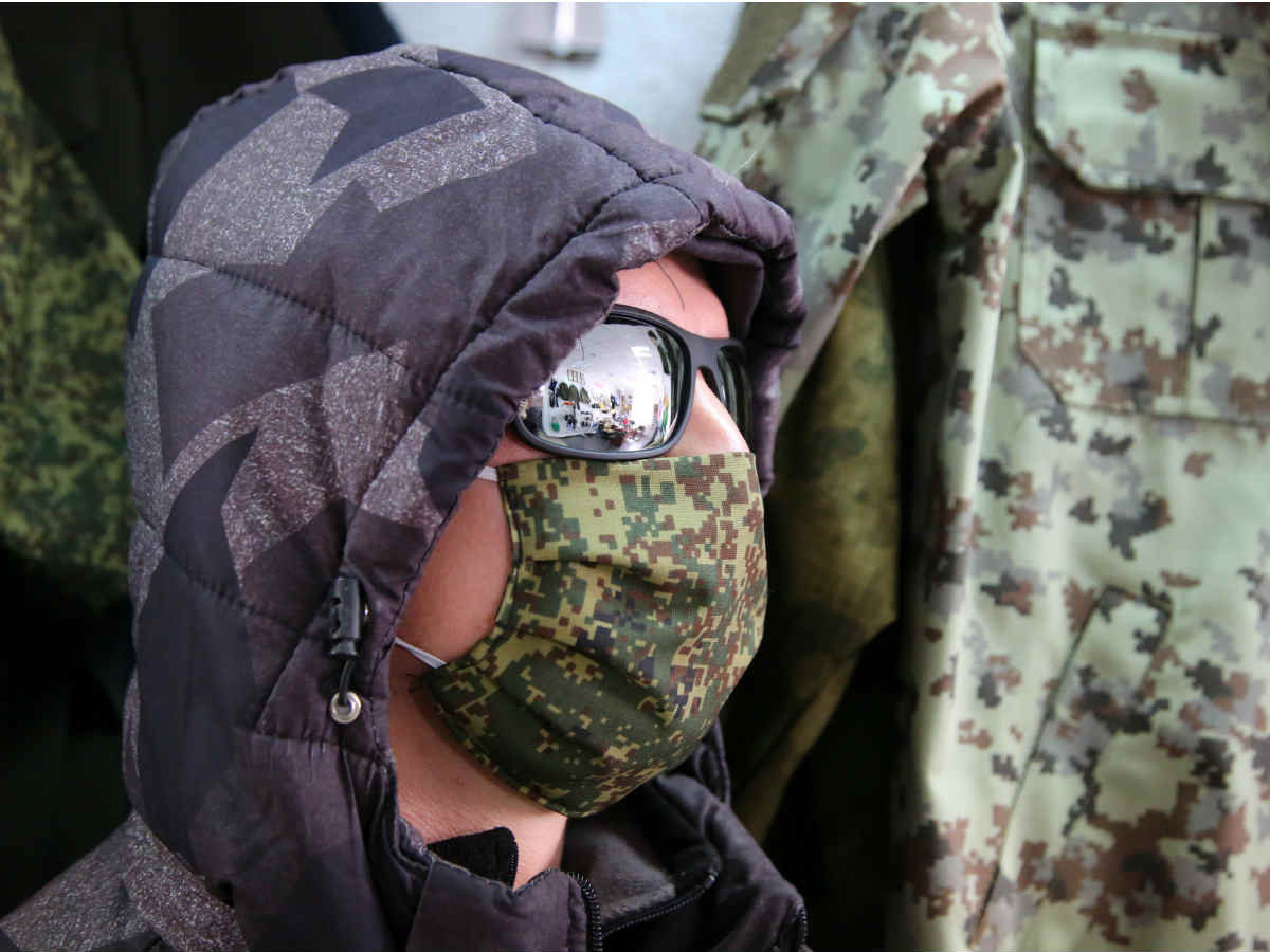 В Роспотребнадзоре рассказали о правилах использования многоразовых масок