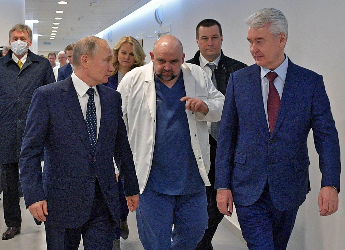 фото врача коммунарки