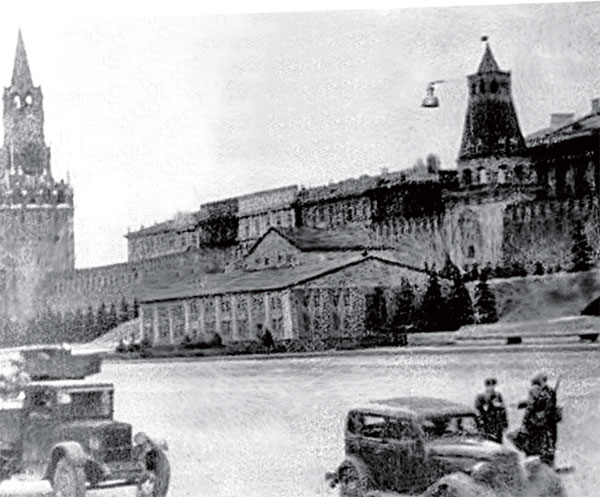 Мавзолей, откуда тело Ленина 3 июля 1941-го эвакуировали в Тюмень, достроили на два этажа
