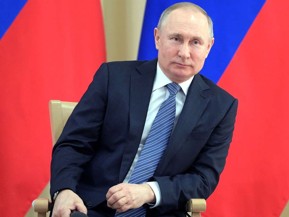 Перед экстренной встречей ОПЕК+ Путин проведет совещание