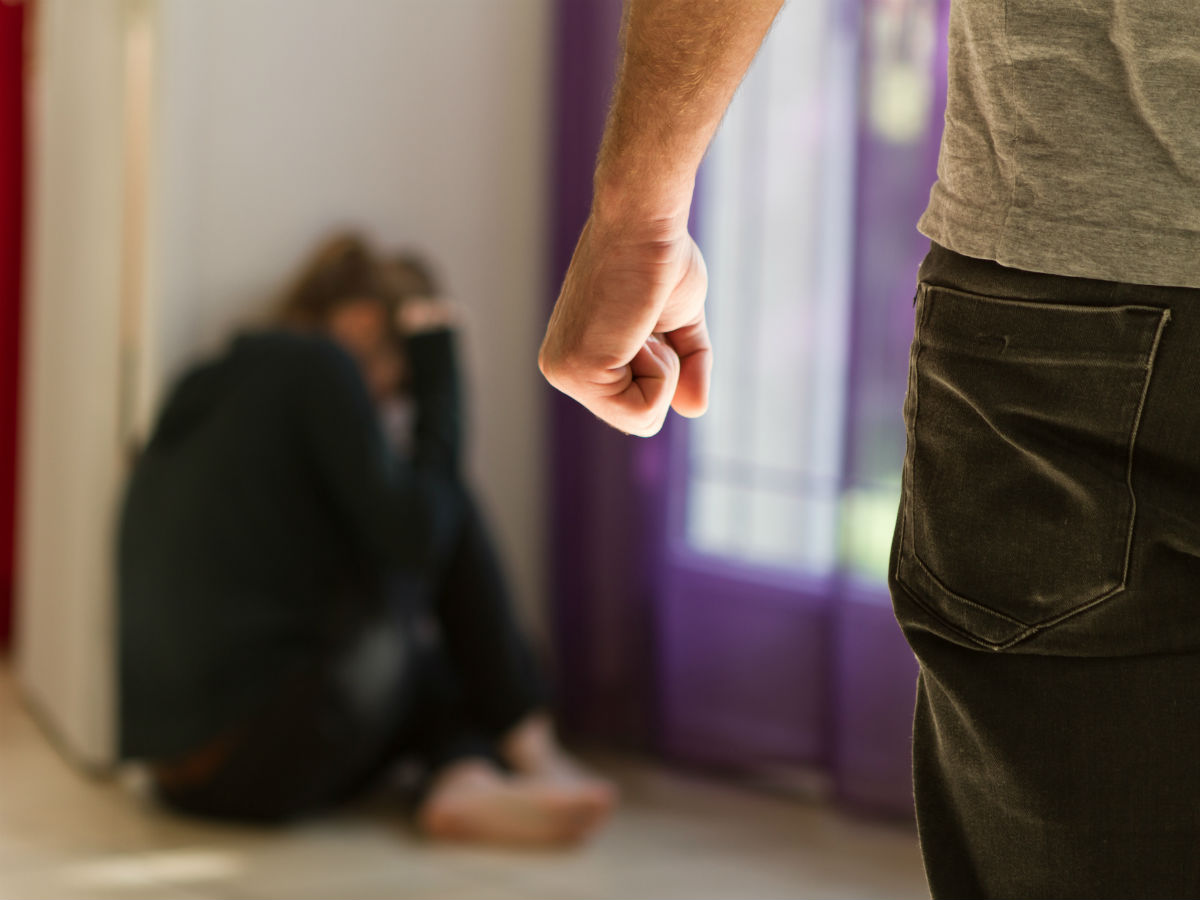 Закон о домашнем насилии