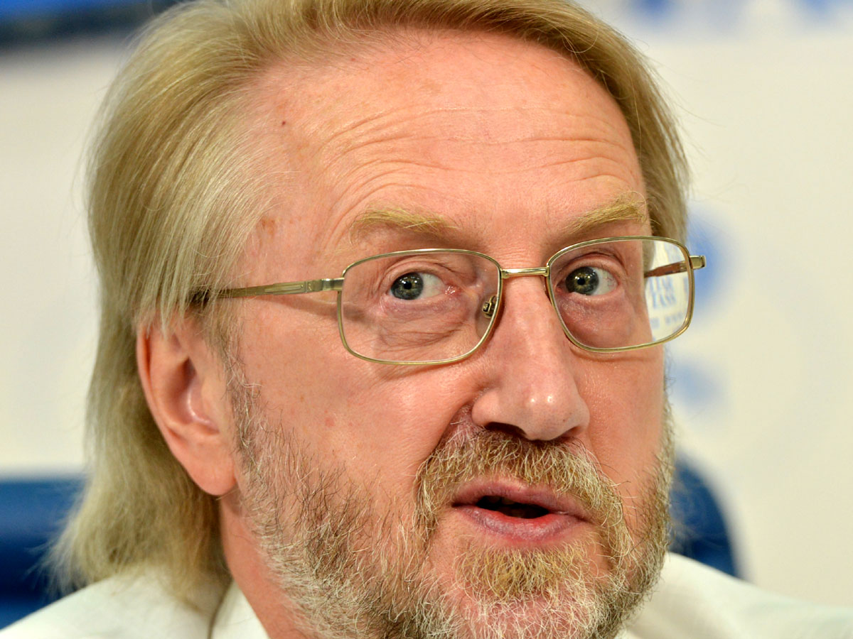 Вирусолог Вадим Покровский