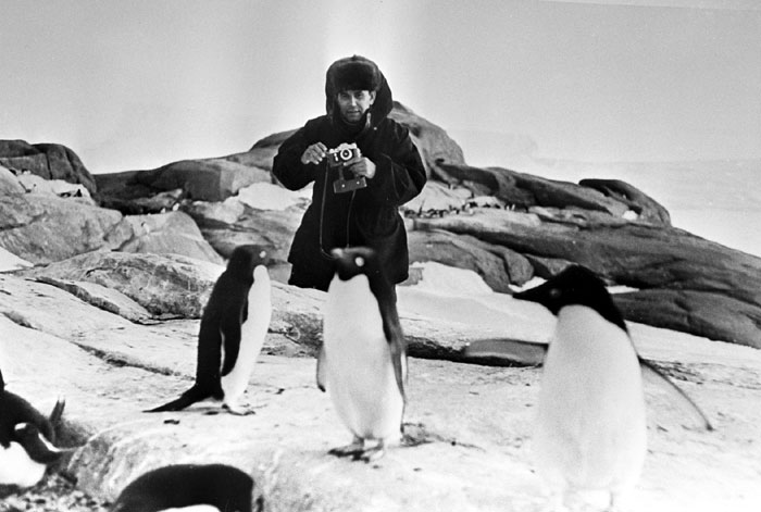 Василий Михайлович Песков в Антарктиде, 1975 год.