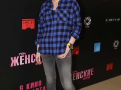 РЕНАТА ПИОТРОВСКИ