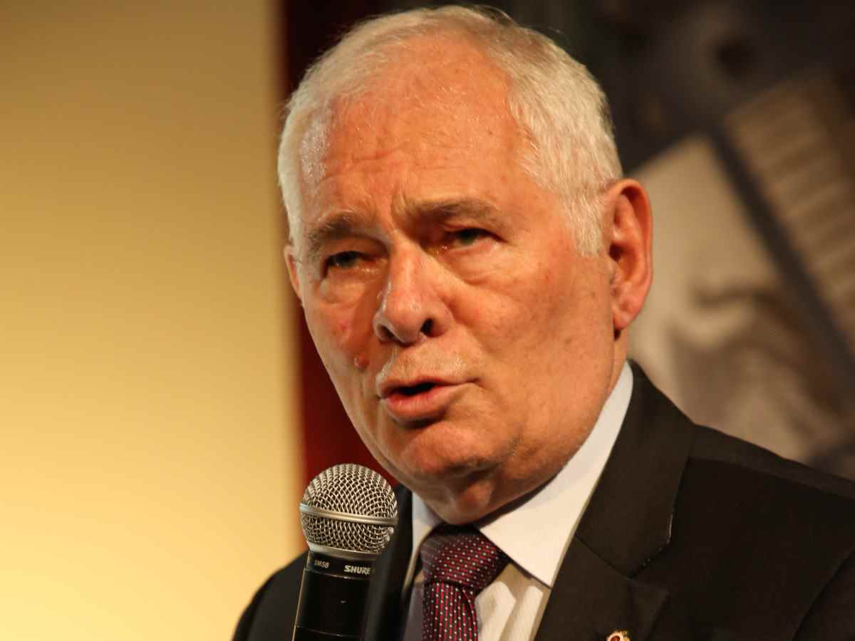 Леонид Рошаль высказался о фейковых новостях о коронавирусе