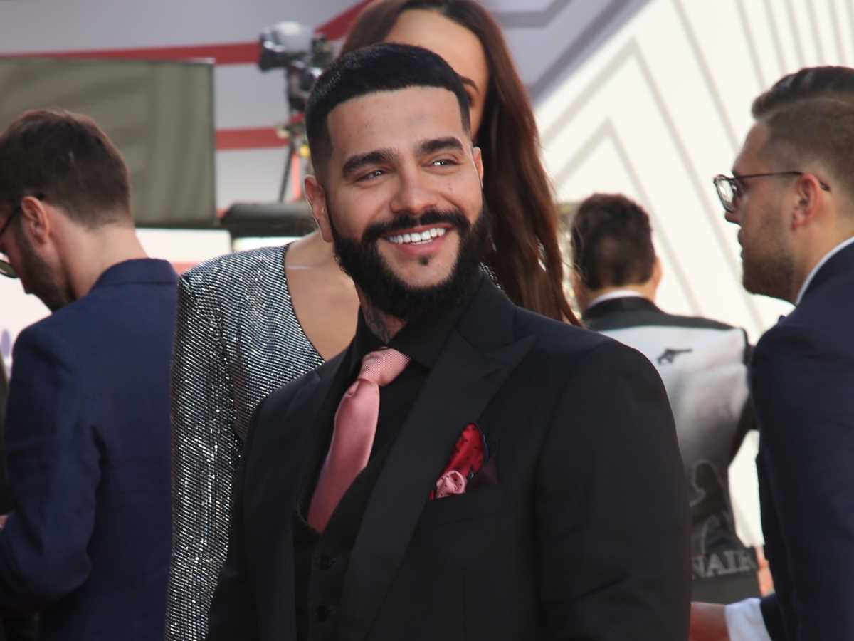 Тимати показал себя без татуировок