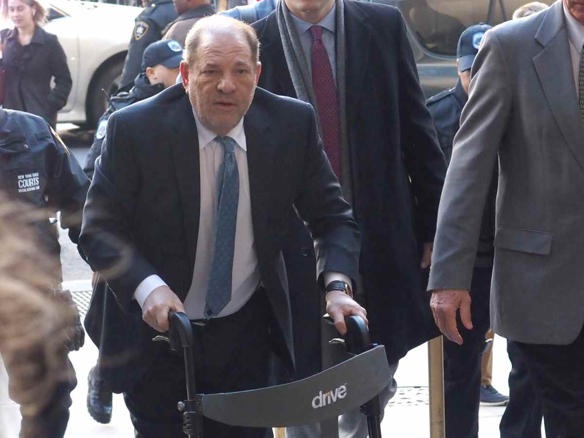 Харви Вайнштейна приговорили к 23 годам тюрьмы