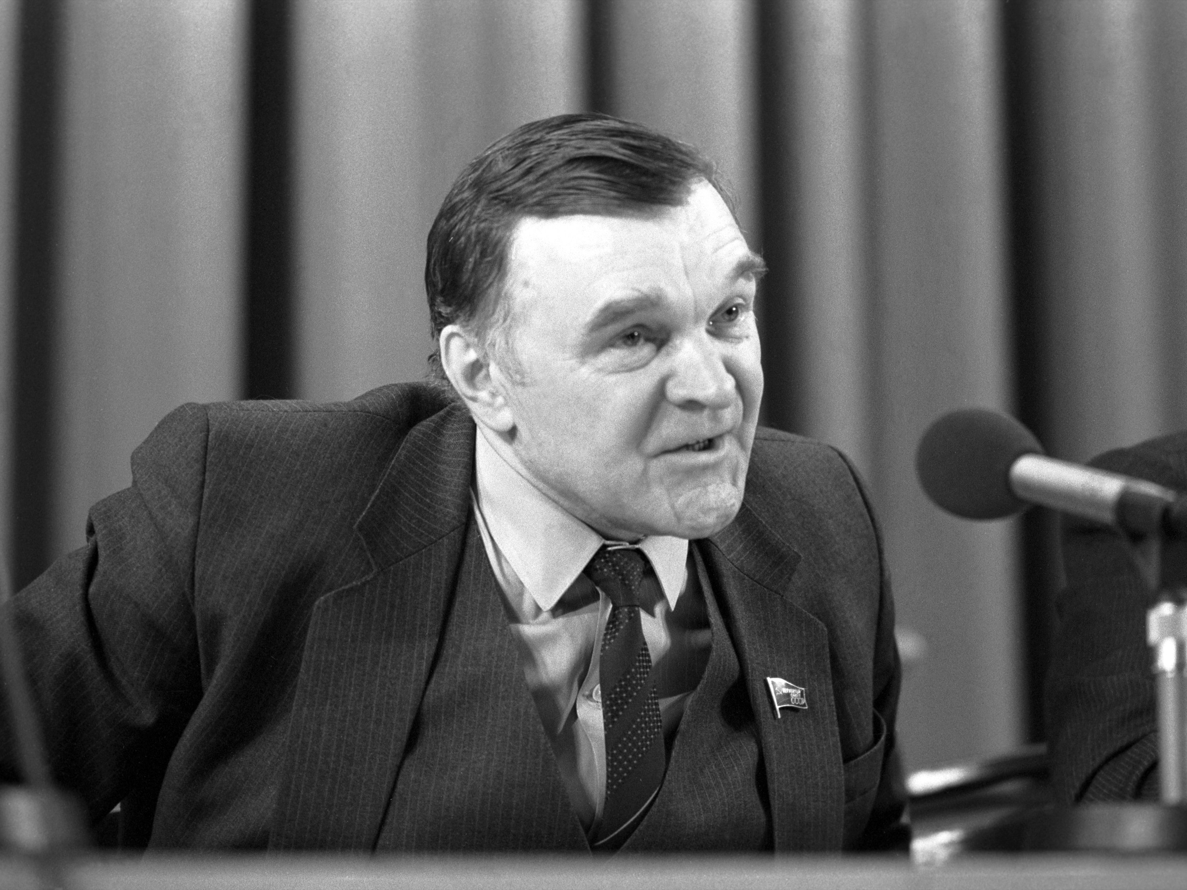 Юрий Бондарев